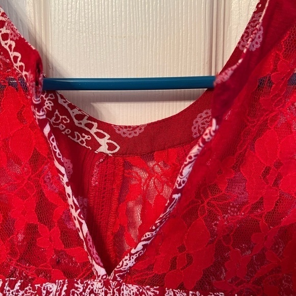 Patrons of Peace Red Tank Top Size XS - Picture 5 of 7